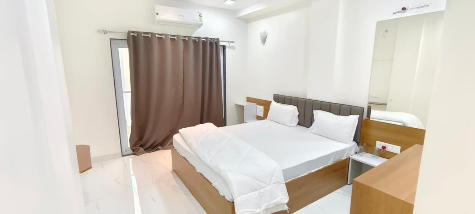 Hotel Mayur Residency Ellora Exterior photo